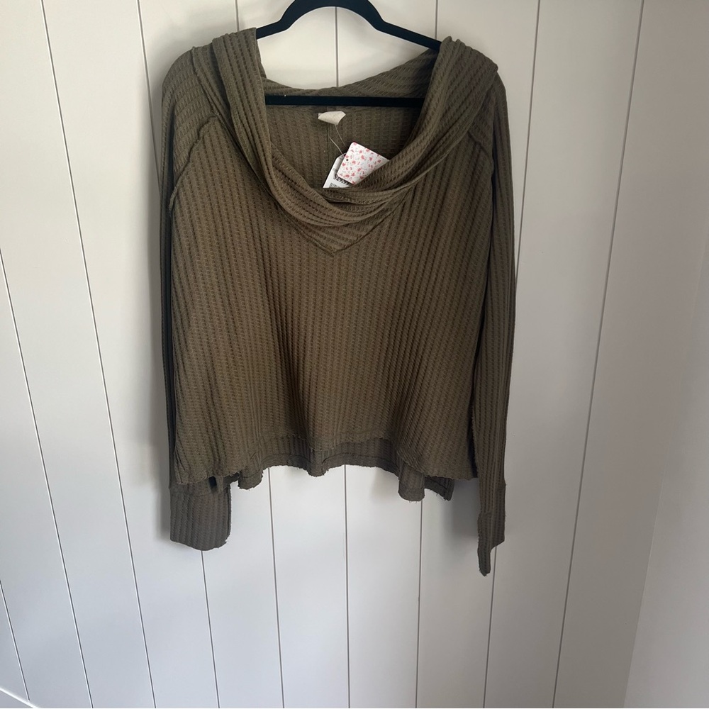 NWT Free People x We the Free textured crop in Military green